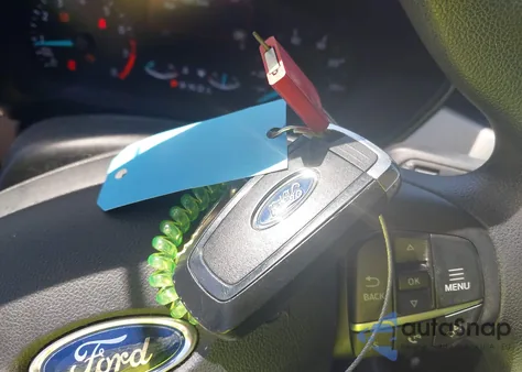 2021 Ford Escape Se z USA, uszkodzony, nr VIN 1FMCU9G6XMUA69661